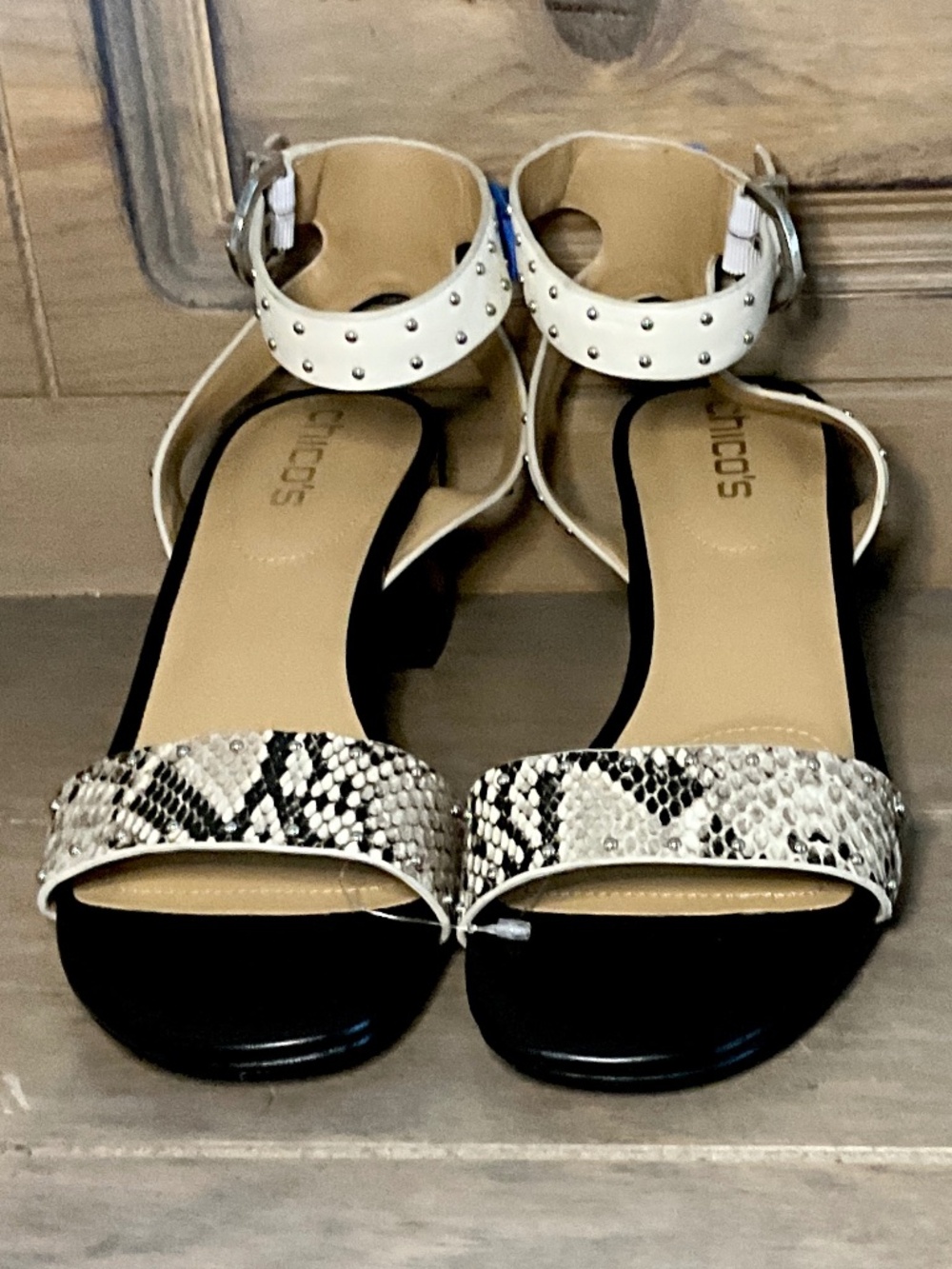 Chico's NWT Leather Snake Print Studded Block Heel Sandals Size 9 Neutral